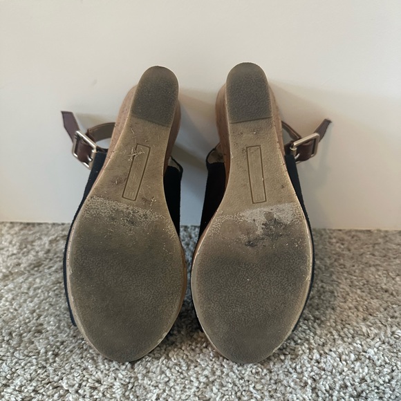 American Eagle Wedges - Picture 5 of 5
